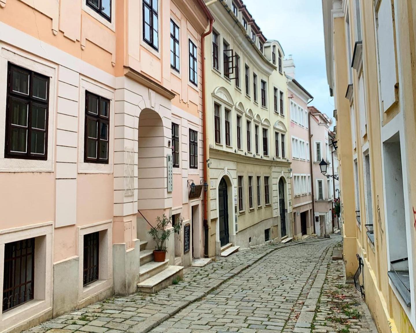 Apartment Emma - Old Town Bratislava Ngoại thất bức ảnh